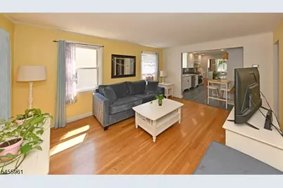 160 Rock Rd, Hawthorne, NJ 07506 - Photo 6