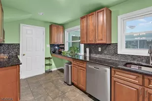 2090 Raritan Rd, Scotch Plains Township, NJ 07076 - Photo 6