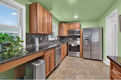 2090 Raritan Rd, Scotch Plains Township, NJ 07076 - Photo 8