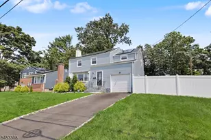 633 Woodland Ave, Plainfield, NJ 07062 - Photo 2