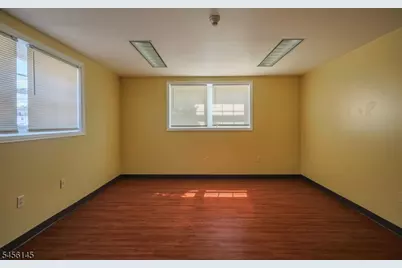 1185 Morris Ave B2 U103, Union Township, NJ 07083 - Photo 4