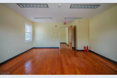 1185 Morris Ave B2 U201, Union Township, NJ 07083 - Photo 6