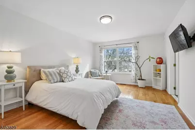 55 Greenbrook Dr, Bloomfield, NJ 07003 - Photo 20