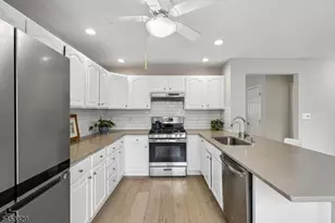 55 Greenbrook Dr, Bloomfield, NJ 07003 - Photo 12