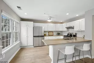 55 Greenbrook Dr, Bloomfield, NJ 07003 - Photo 10