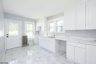 159 E Grant Ave, Roselle Park, NJ 07204 - Photo 16