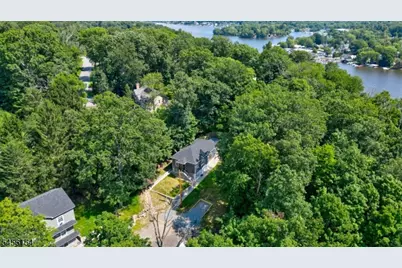 13 Maine St, Jefferson Township, NJ 07849 - Photo 18