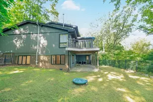 1204 Johnston Dr, Watchung, NJ 07069 - Photo 10
