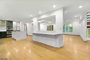 1204 Johnston Dr, Watchung, NJ 07069 - Photo 34