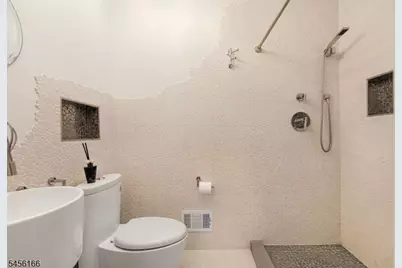1204 Johnston Dr, Watchung, NJ 07069 - Photo 38