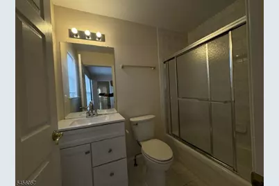 10 Park Sq, Metuchen, NJ 08840 - Photo 16