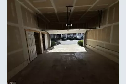 10 Park Sq, Metuchen, NJ 08840 - Photo 12