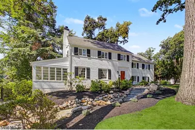 1015 Sleepy Hollow Lane, Plainfield, NJ 07060 - Photo 2