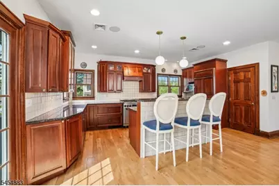 30 Groah Rd, East Hanover Township, NJ 07936 - Photo 8