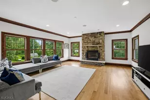 30 Groah Rd, East Hanover Township, NJ 07936 - Photo 4