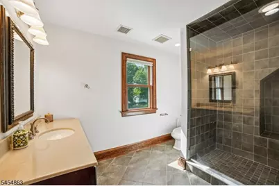 30 Groah Rd, East Hanover Township, NJ 07936 - Photo 18