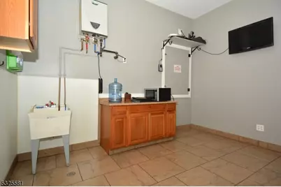 90 Tyler Pl, South Plainfield, NJ 07080 - Photo 14