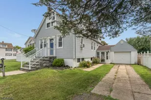 318 Marion Pl, Manville, NJ 08835 - Photo 1