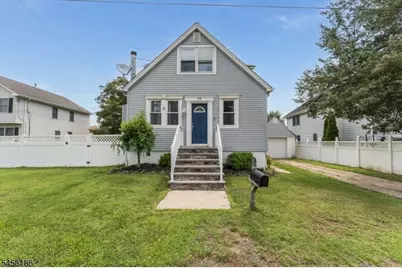 318 Marion Place, Manville, NJ 08835 - Photo 2