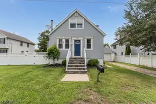 318 Marion Pl, Manville, NJ 08835 - Photo 2