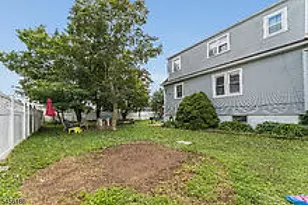 318 Marion Pl, Manville, NJ 08835 - Photo 30