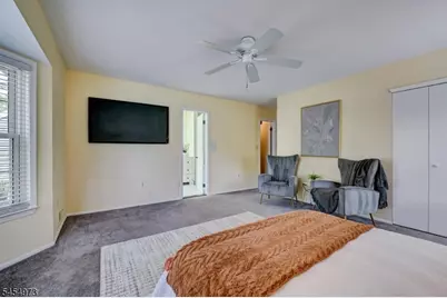 226 Crescenzi Ct, West Orange Township, NJ 07052 - Photo 14