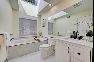 226 Crescenzi Ct, West Orange Township, NJ 07052 - Photo 16