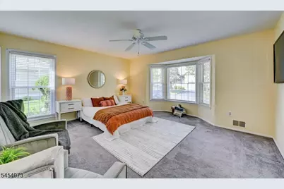 226 Crescenzi Ct, West Orange Township, NJ 07052 - Photo 12