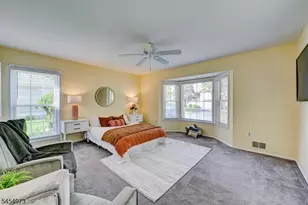 226 Crescenzi Ct, West Orange Township, NJ 07052 - Photo 12