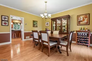 17 Burniston Ct, Hillsborough Township, NJ 08844 - Photo 4