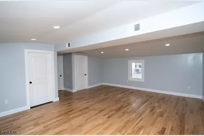 415 E 4th Ave, Roselle, NJ 07203 - Photo 18