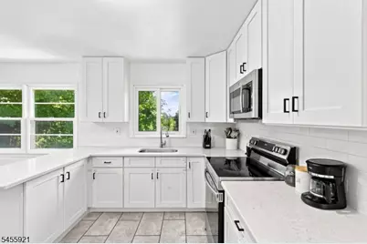 20 S Hillside Dr, Mount Olive, NJ 07828 - Photo 6