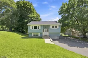 20 S Hillside Dr, Mount Olive, NJ 07828 - Photo 1