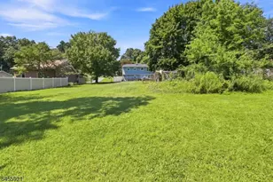 20 S Hillside Dr, Mount Olive, NJ 07828 - Photo 22