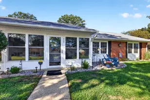 976D Aberdeen Dr, Lakewood Twp., NJ 08701 - Photo 2
