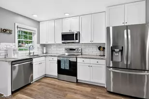 976D Aberdeen Dr, Lakewood Twp., NJ 08701 - Photo 8