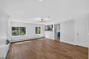464 Buckhorn Dr, White Township, NJ 07823 - Photo 10