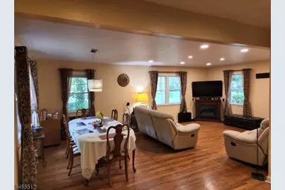 961 Crestwood Rd, Scotch Plains Township, NJ 07076 - Photo 8