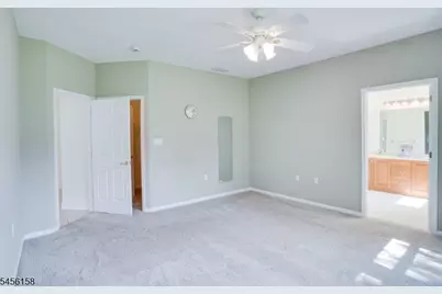 112 Kensington Cir, White Township, NJ 07823 - Photo 28
