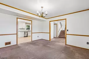 672 Thruway Dr, Bridgewater, NJ 08807 - Photo 6