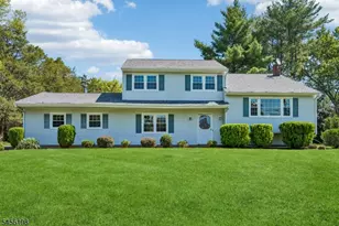 672 Thruway Dr, Bridgewater, NJ 08807 - Photo 4