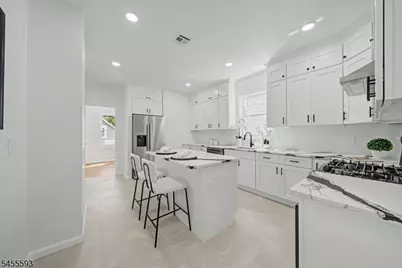 35 Wheeler St, Montclair, NJ 07042 - Photo 14