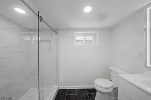 35 Wheeler St, Montclair, NJ 07042 - Photo 40