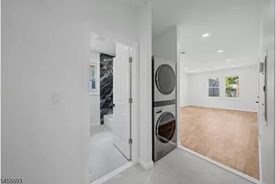 35 Wheeler St, Montclair, NJ 07042 - Photo 32