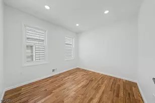 35 Wheeler St, Montclair, NJ 07042 - Photo 20