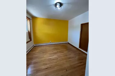 15-17 Van Buren St #1, Newark, NJ 07105 - Photo 12