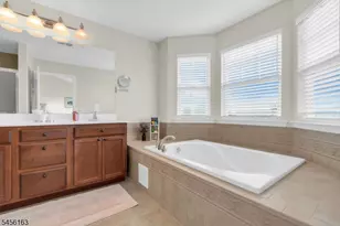 9 Junegrass Way, Allamuchy Township, NJ 07840 - Photo 24