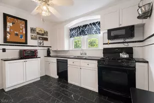 326 Rea Ave, Hawthorne, NJ 07506 - Photo 10