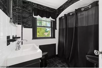 326 Rea Ave, Hawthorne, NJ 07506 - Photo 18