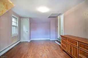 2075 Meadowview Rd, Scotch Plains Township, NJ 07076 - Photo 18